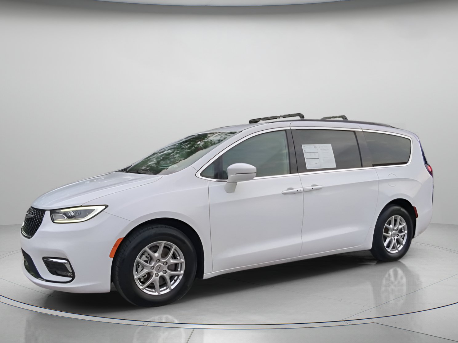 Used 2022 Chrysler Pacifica Touring-L FWD image 14