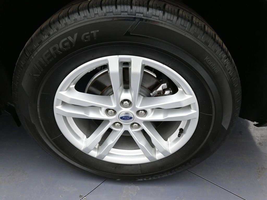 Certified 2022 Ford Explorer XLT w/ Class IV Trailer Tow Package image 54