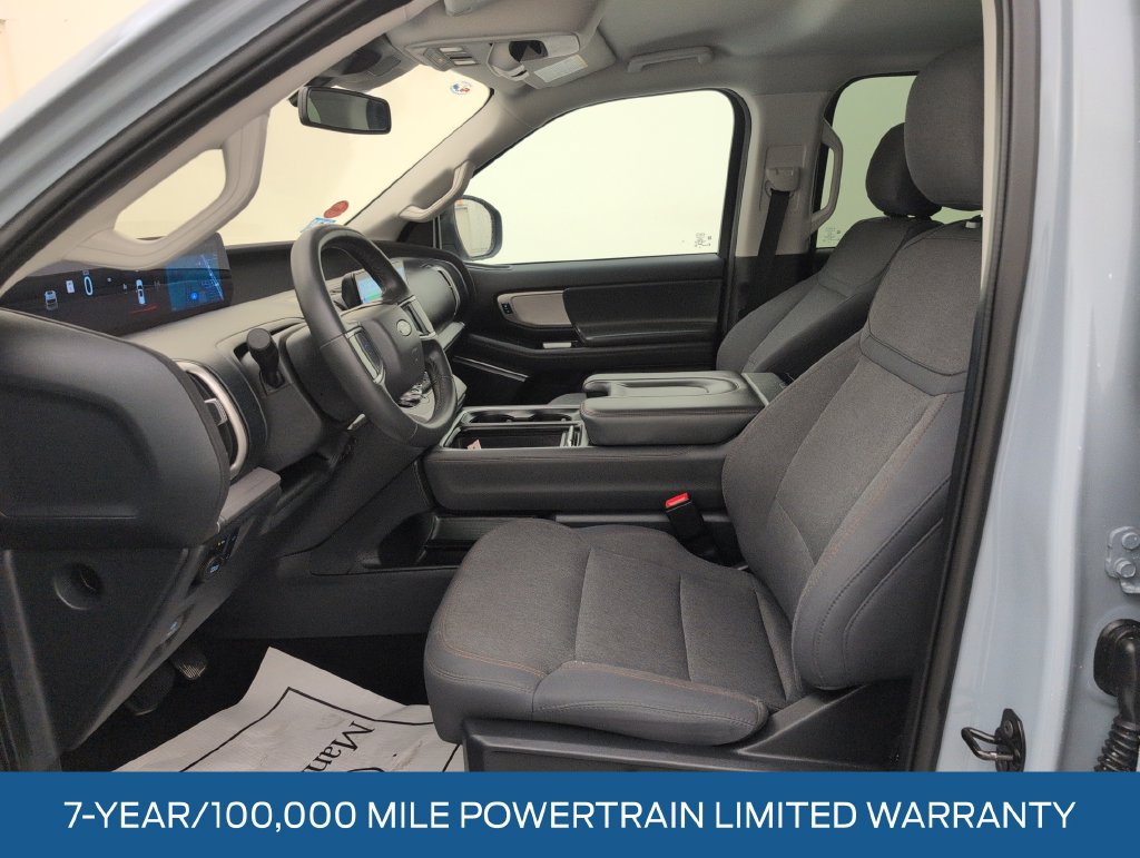 Certified 2025 Ford Expedition Active AWD/4WD image 4