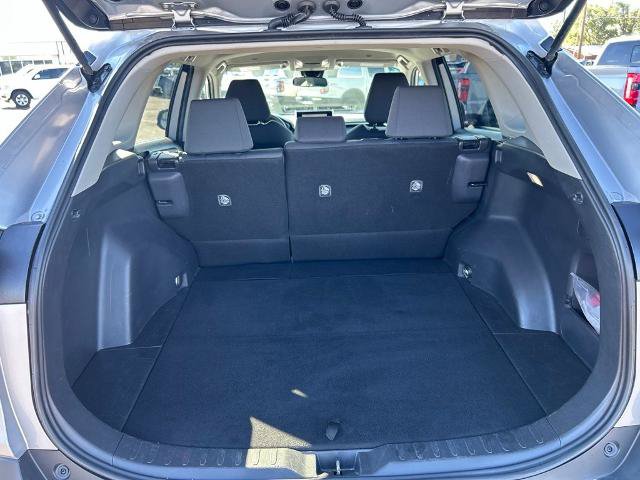 Used 2025 Toyota RAV4 XLE FWD image 19