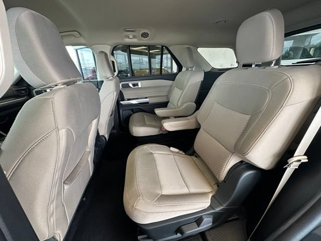 Certified 2023 Ford Explorer XLT w/ Class IV Trailer Tow Package AWD/4WD image 18