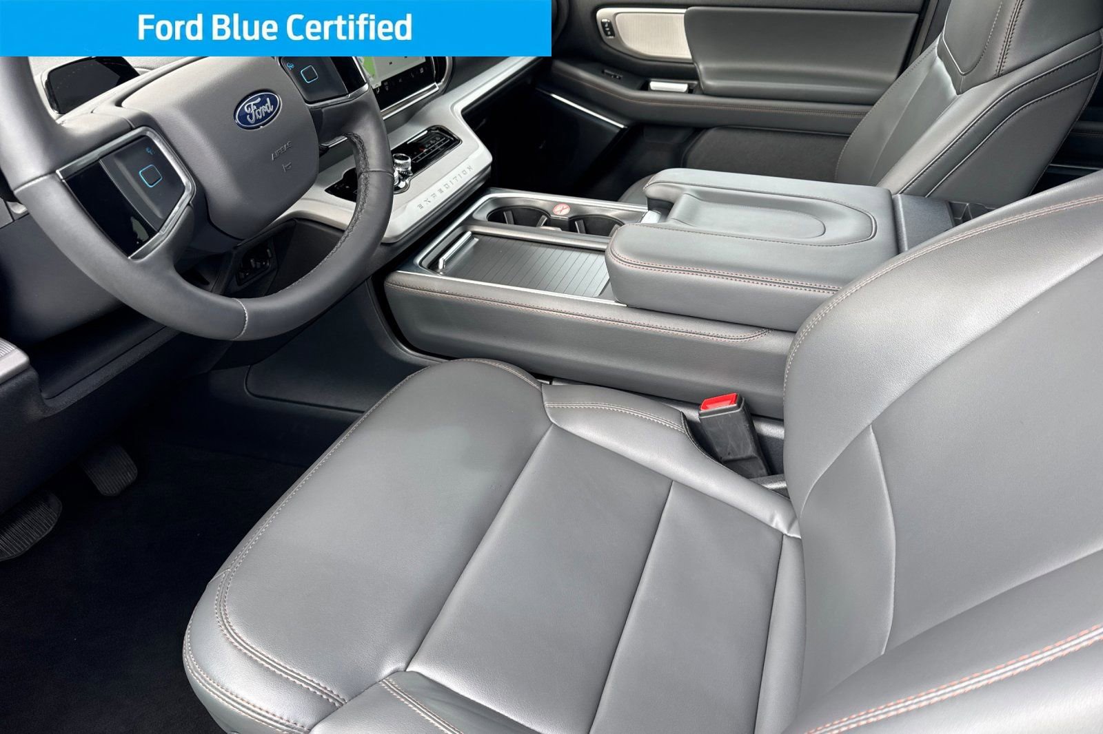 Certified 2025 Ford Expedition Active image 11