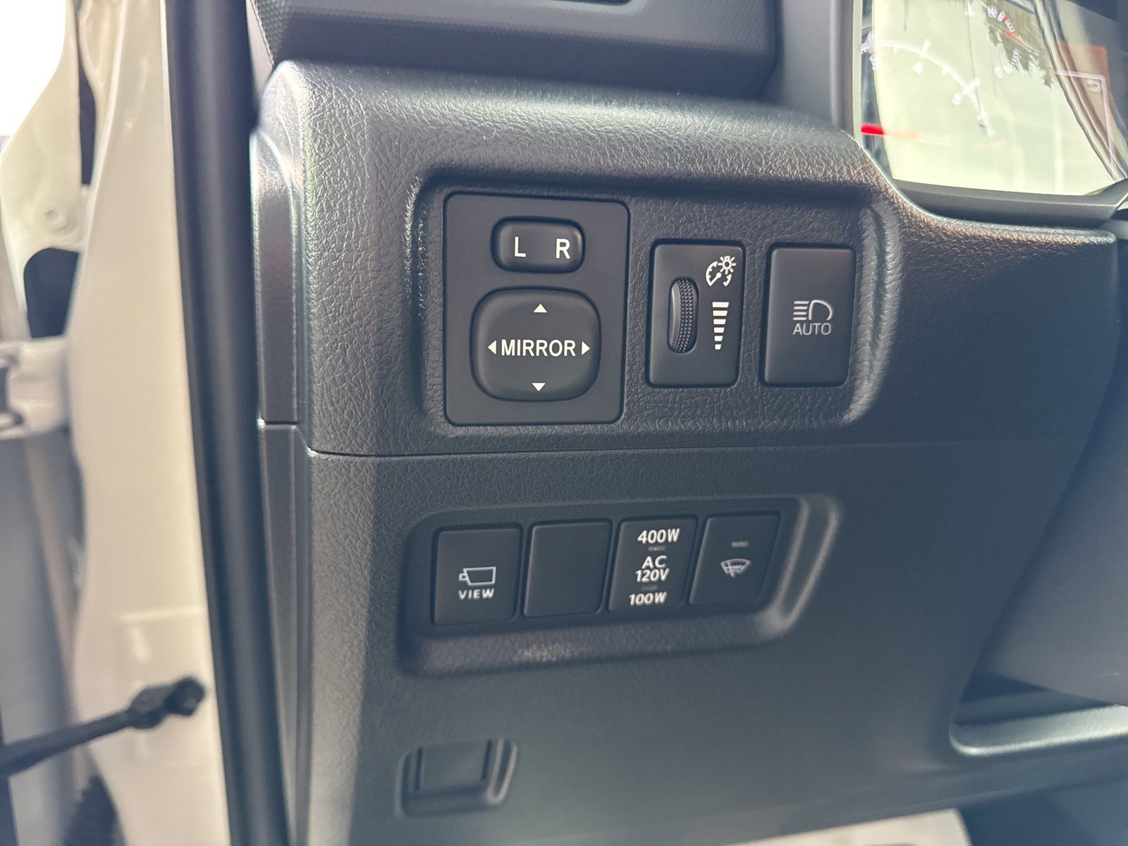 Used 2023 Toyota 4Runner Limited image 29