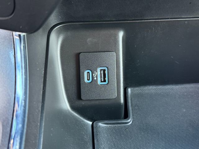 Certified 2022 Ford F150 XLT w/ Equipment Group 302A High image 19