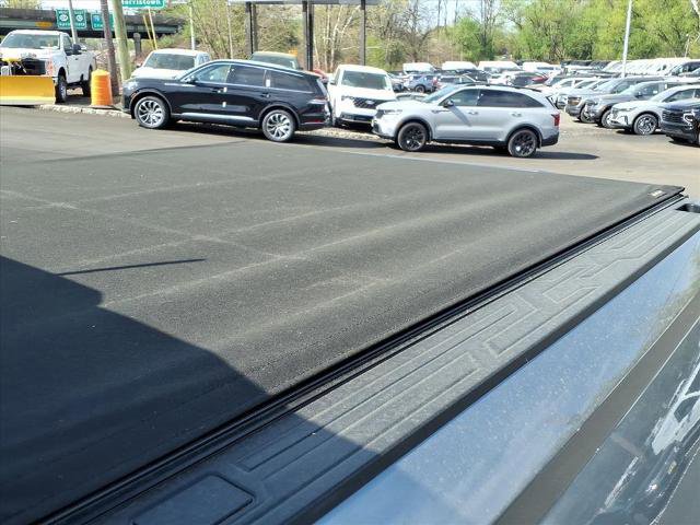 Used 2024 GMC Canyon AT4X image 30