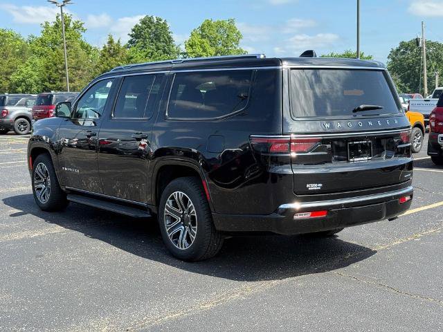 Used 2024 Jeep Wagoneer L Series II w/ Flexible Seating Group AWD/4WD image 5