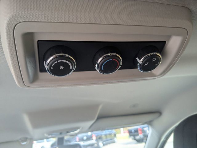 Used 2020 Dodge Journey SE w/ SE Popular Equipment Group image 32