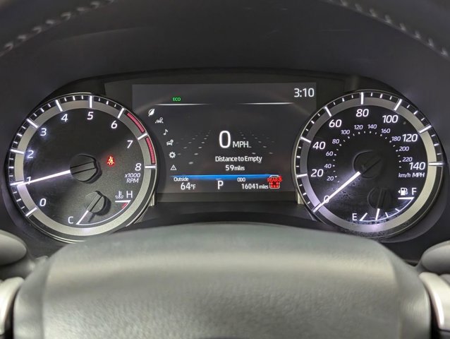 Used 2024 Toyota Highlander XLE image 7