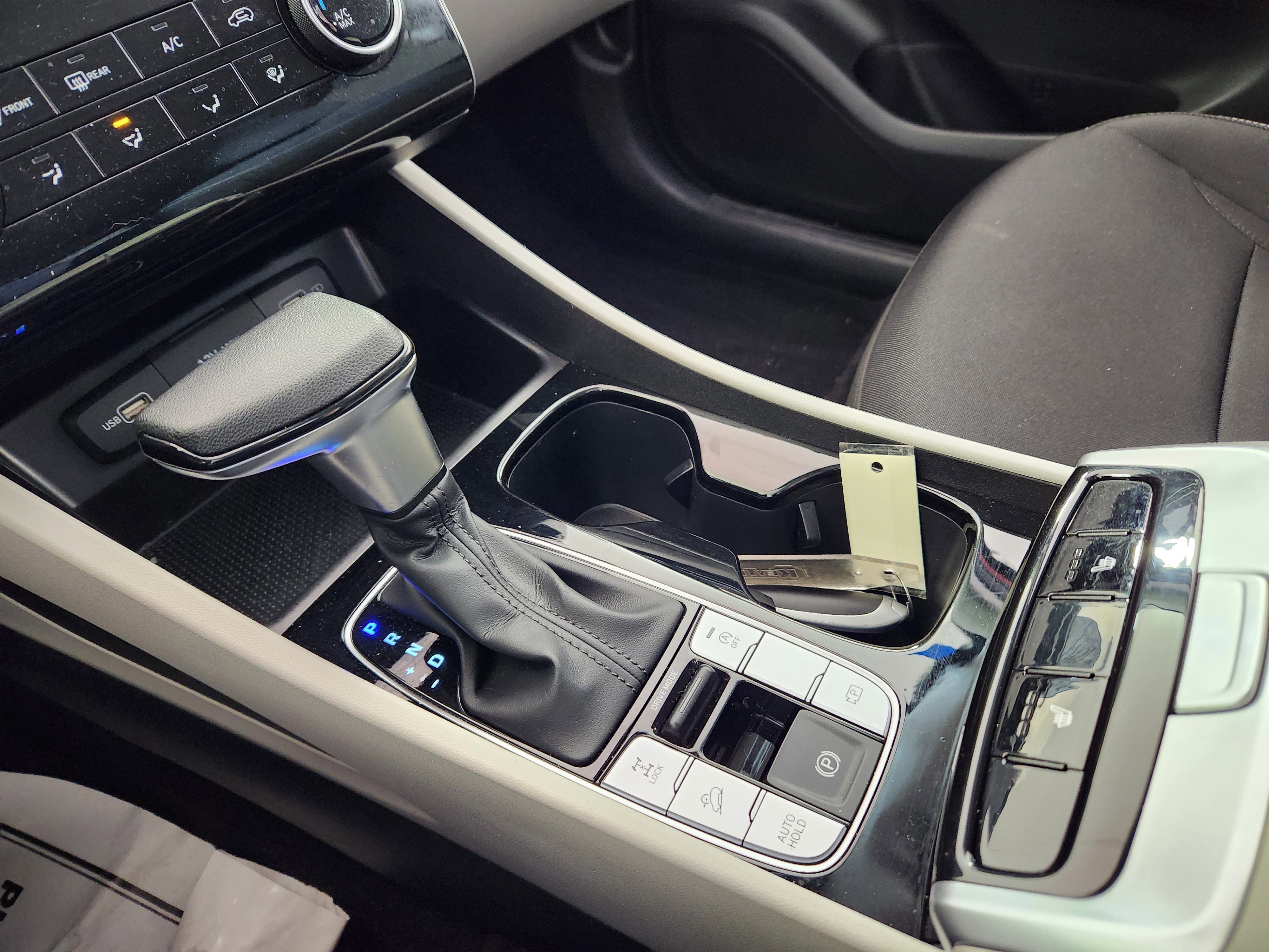 Used 2022 Hyundai Tucson SEL image 25