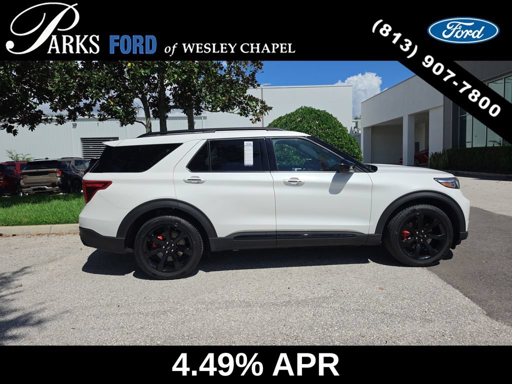 Certified 2022 Ford Explorer ST w/ ST Street Pack RWD image 4