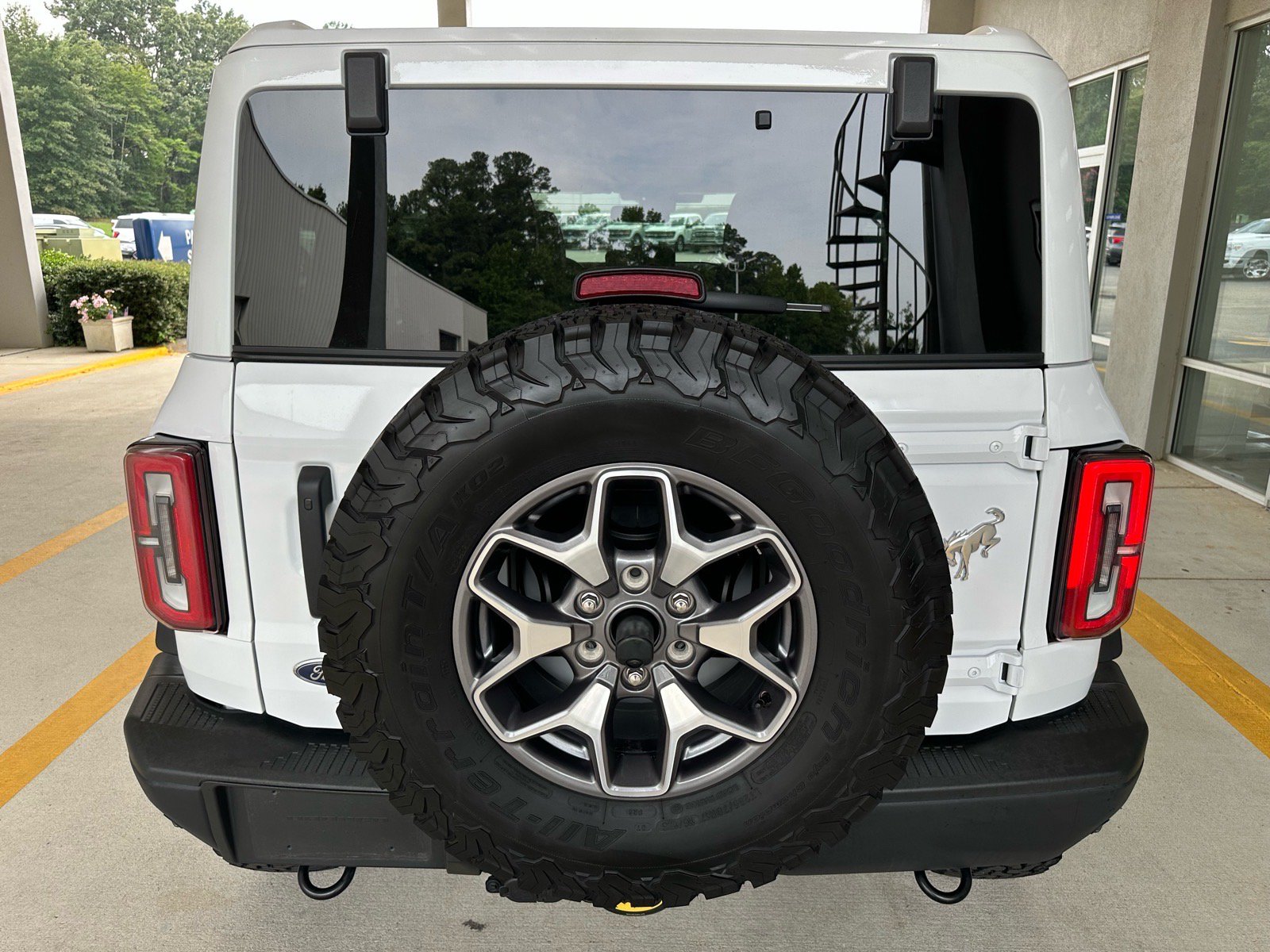 Certified 2025 Ford Bronco Badlands AWD/4WD image 11