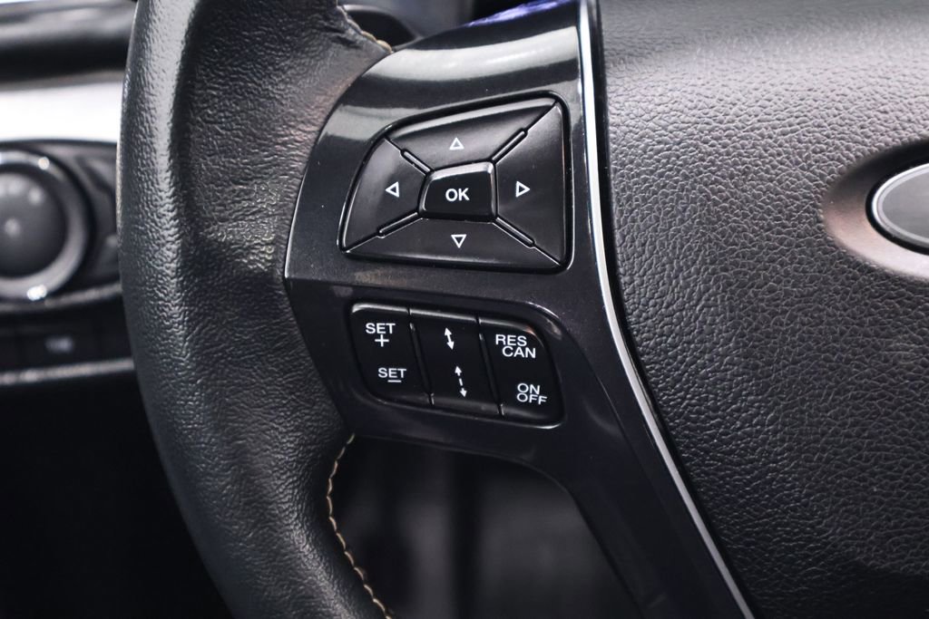 Certified 2018 Ford Explorer Platinum AWD/4WD image 30