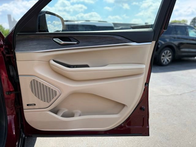 Used 2021 Jeep Grand Cherokee L Limited AWD/4WD image 18