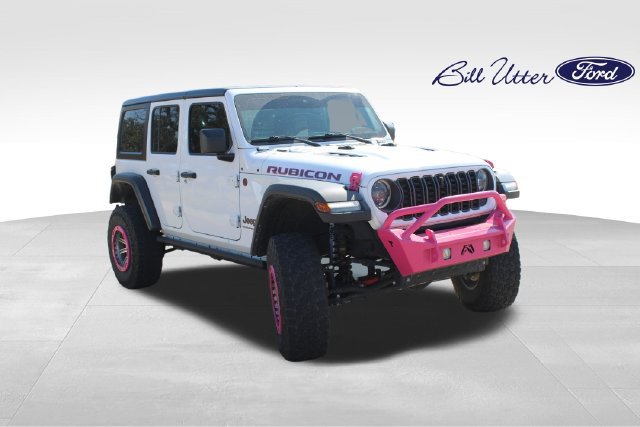 Used 2024 Jeep Wrangler Unlimited Rubicon w/ Technology Group AWD/4WD image 3