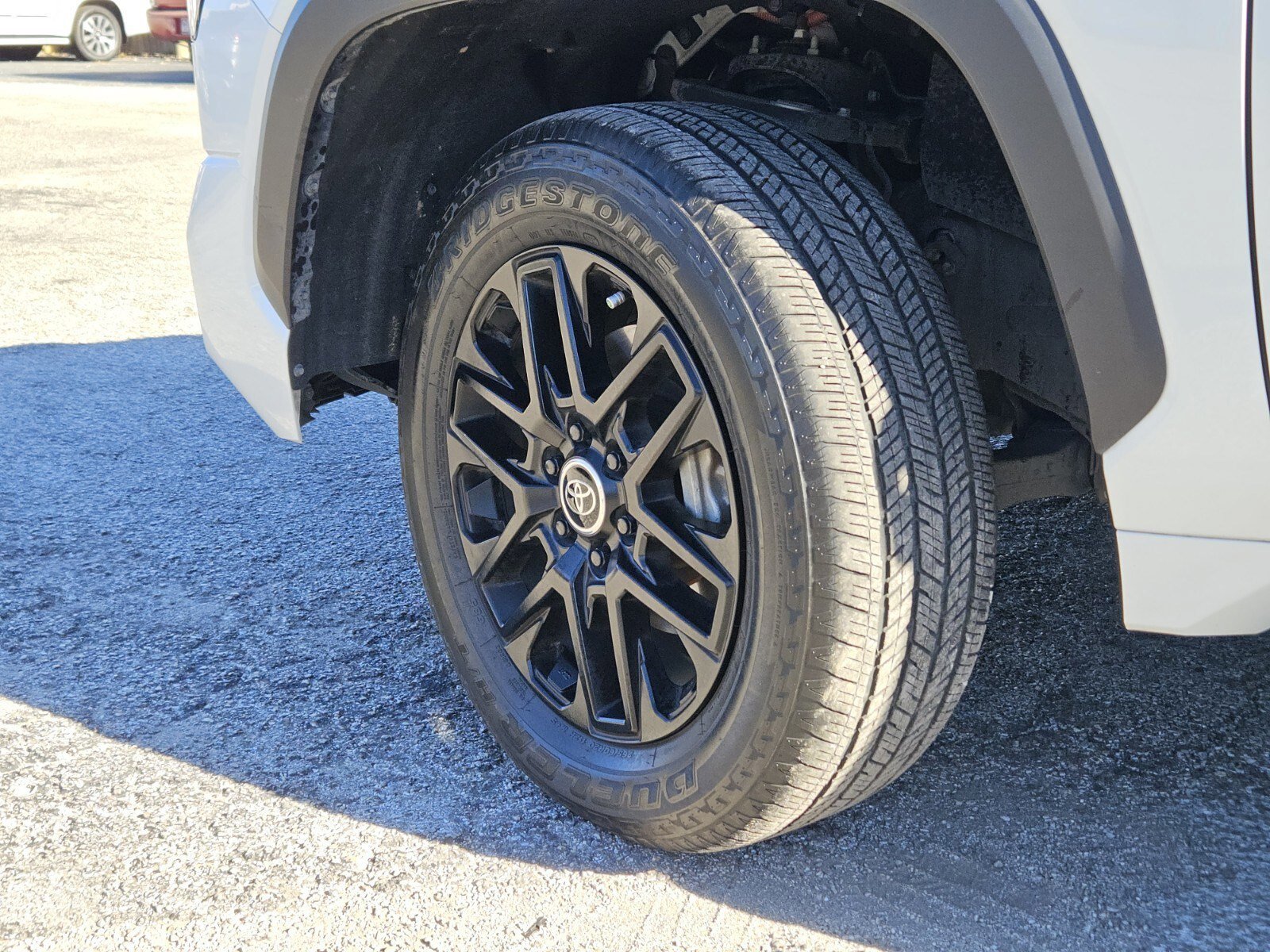 Used 2024 Toyota Tundra Limited image 34