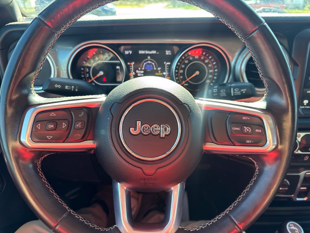 Used 2019 Jeep Wrangler Unlimited Sahara w/ Uconnect 4C Nav & Sound Group AWD/4WD image 15
