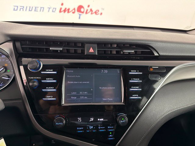 Used 2018 Toyota Camry SE FWD image 24