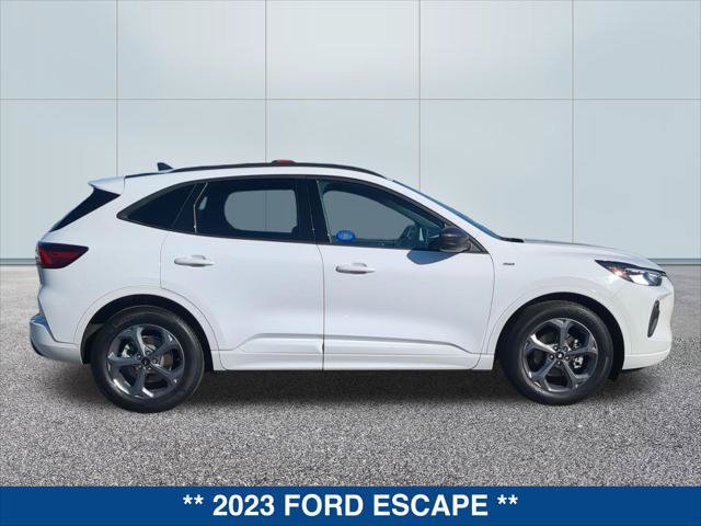 Certified 2023 Ford Escape ST-Line w/ Tech Pack #1 FWD image 6