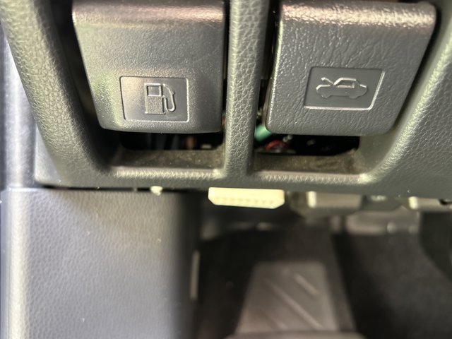 Used 2023 Toyota RAV4 XLE Premium FWD image 20
