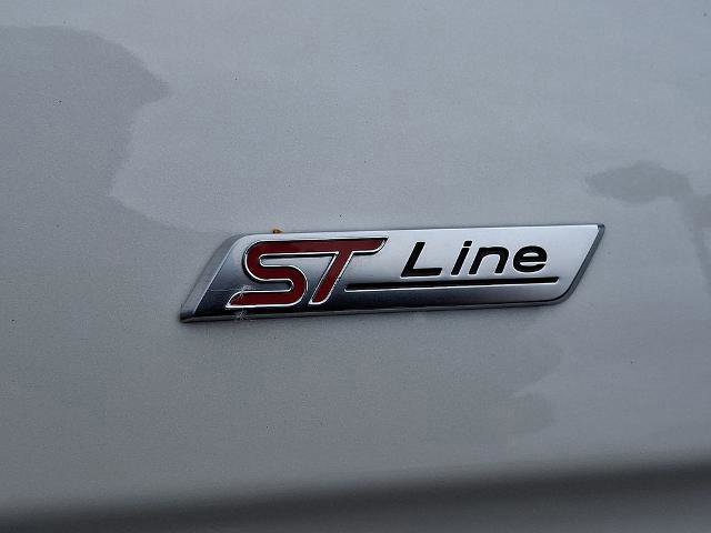 Certified 2024 Ford Edge ST-Line w/ Class II Trailer Tow Package image 32