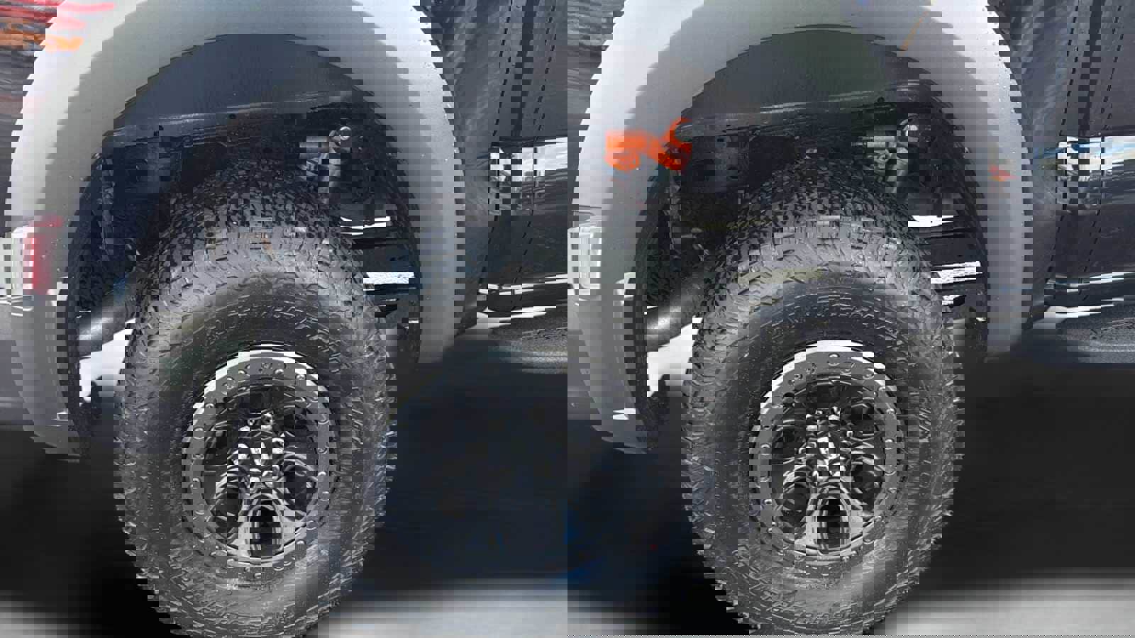 Certified 2023 Ford F150 Raptor w/ Raptor Carbon Fiber Package image 37