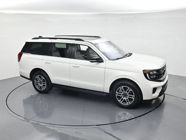 Certified 2025 Ford Expedition Active AWD/4WD image 46