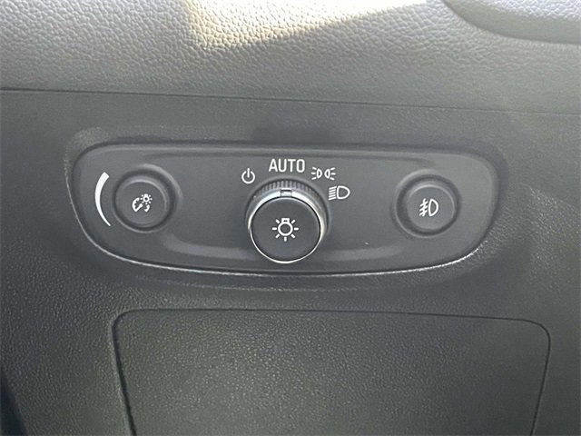 Used 2021 Buick Encore GX Select w/ Sport Touring Package image 51