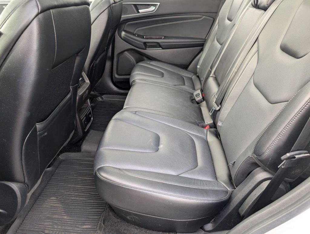 Certified 2017 Ford Edge Titanium w/ Equipment Group 301A image 44
