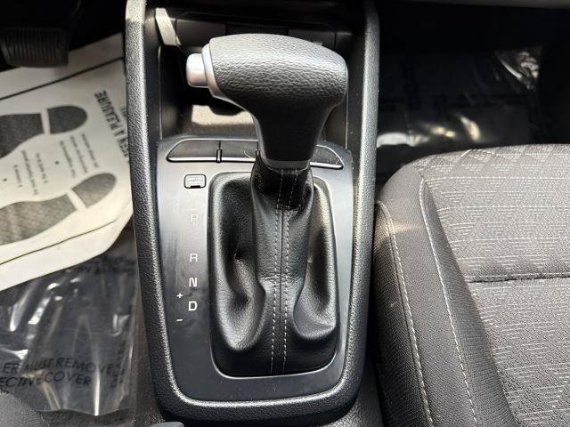 Used 2022 Kia Rio S FWD image 18
