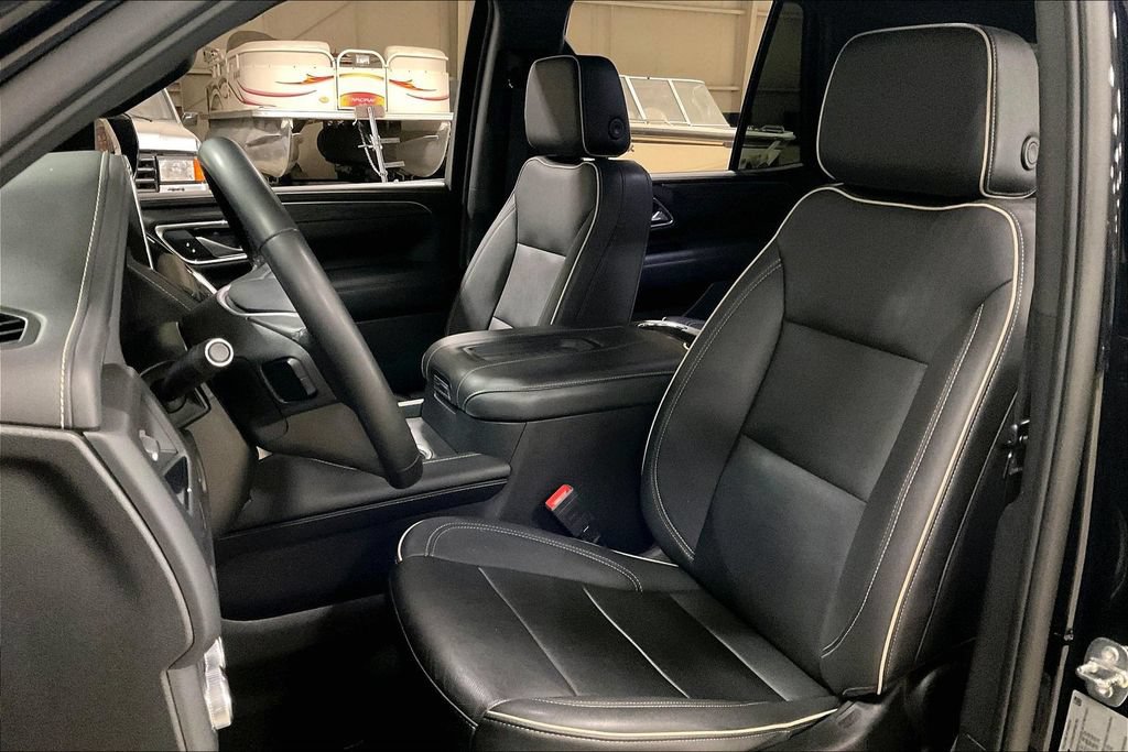Used 2023 GMC Yukon SLT AWD/4WD image 23