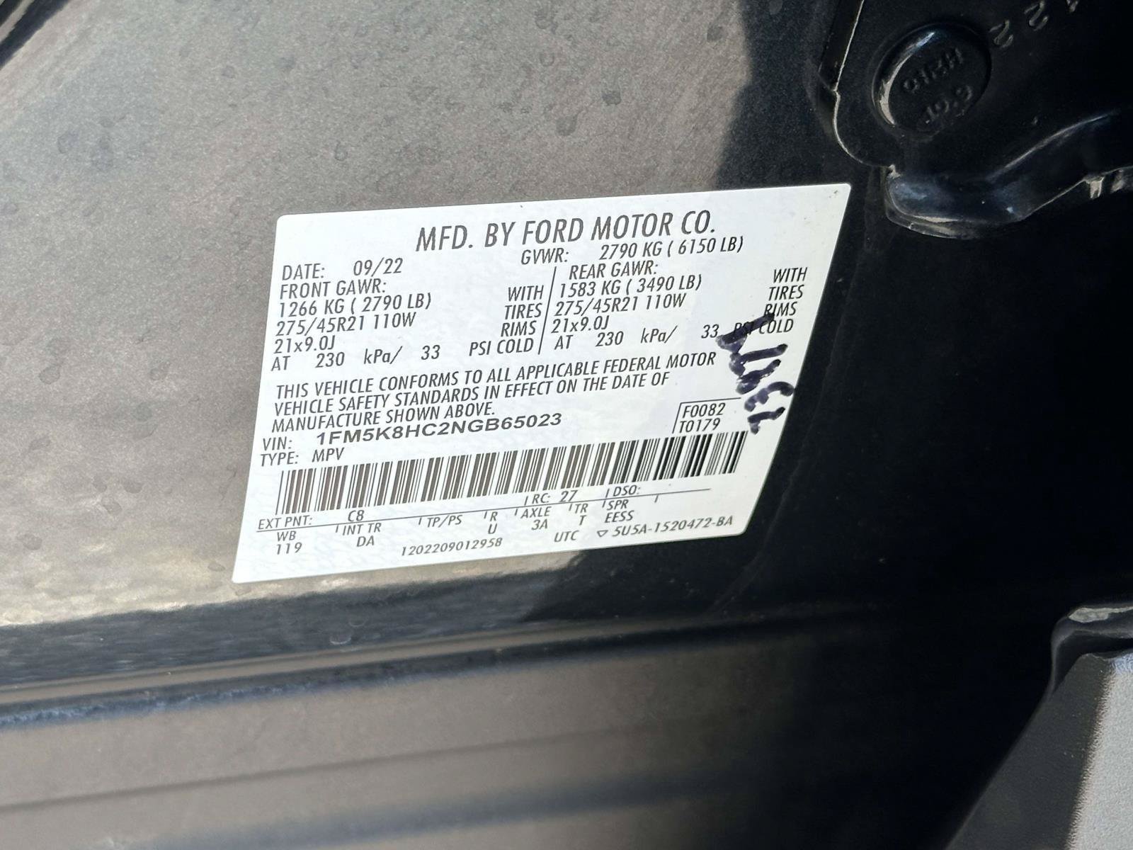 Certified 2022 Ford Explorer Platinum w/ Equipment Group 601A AWD/4WD image 25
