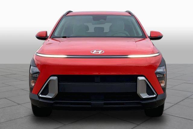 Used 2025 Hyundai Kona SEL AWD/4WD image 4
