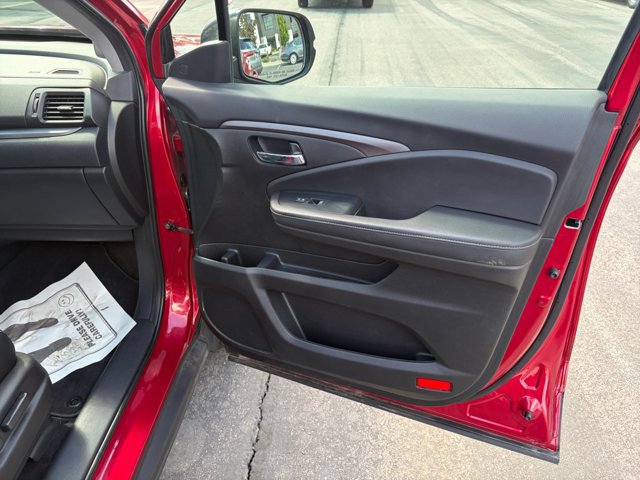Used 2023 Honda Ridgeline RTL image 16