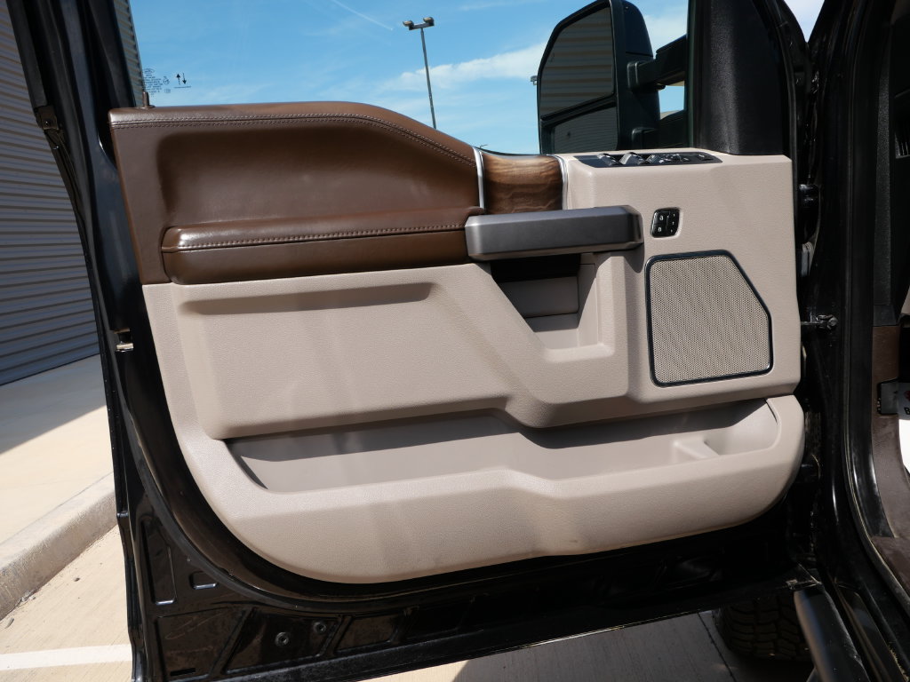 Certified 2019 Ford F350 Limited AWD/4WD image 19