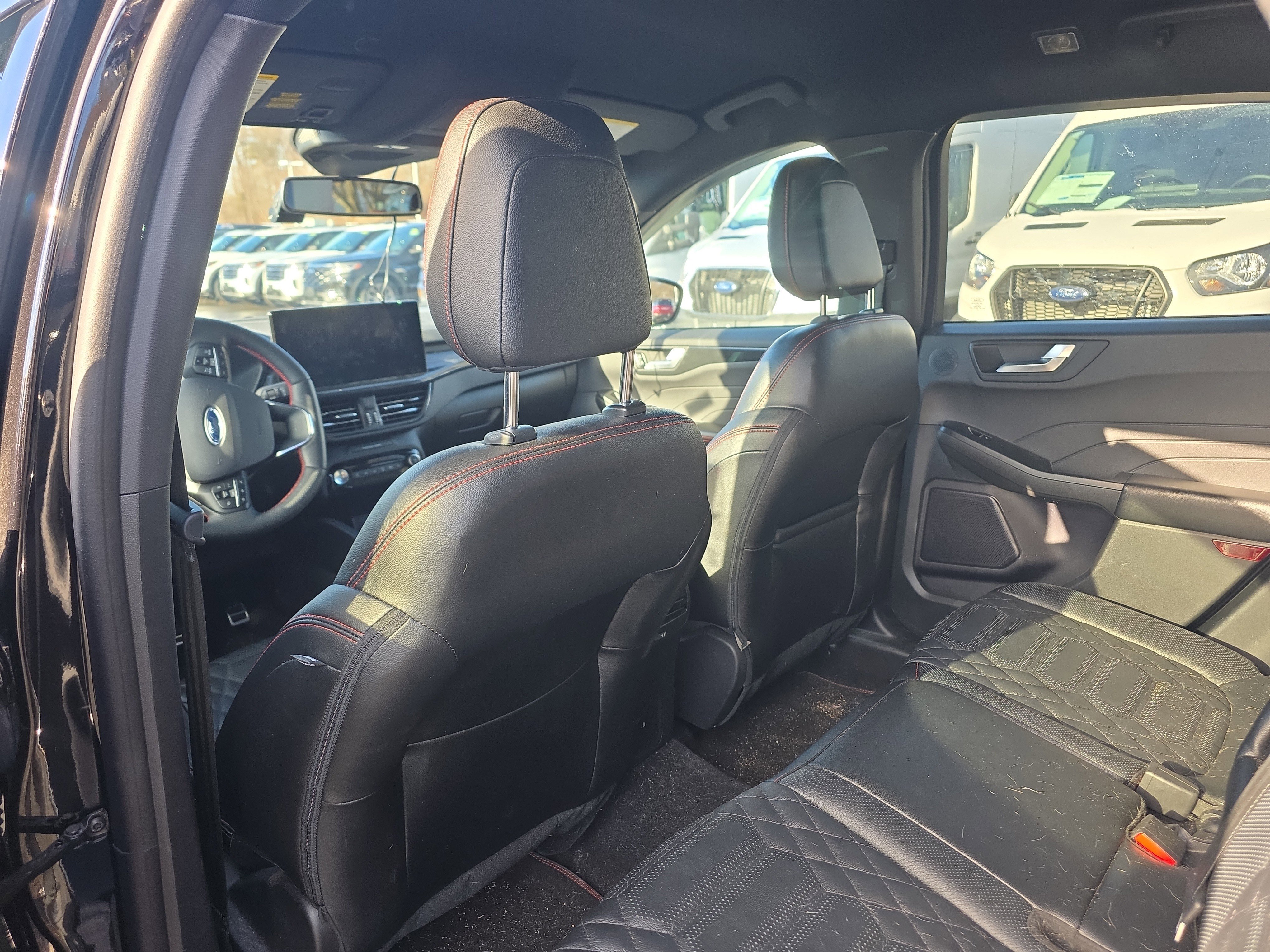 Certified 2023 Ford Escape ST-Line Elite w/ Premium Technology Package image 25