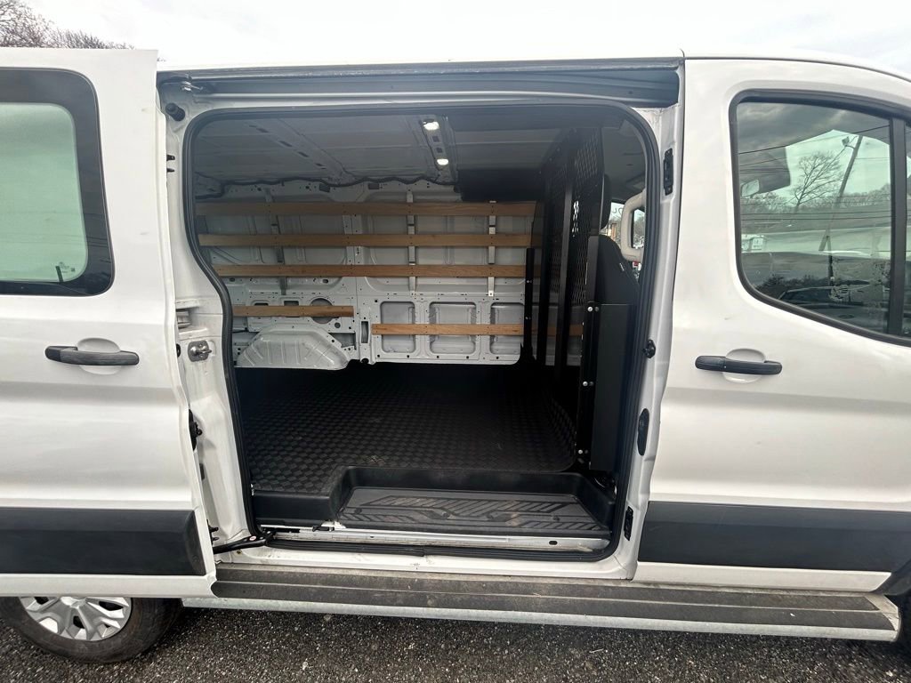 Certified 2024 Ford Transit 250 Low Roof w/ Exterior Upgrade Package RWD image 12