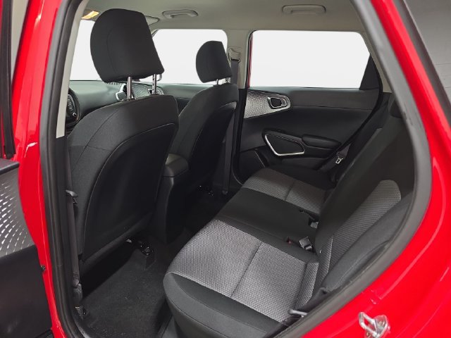 Used 2021 Kia Soul LX FWD image 12