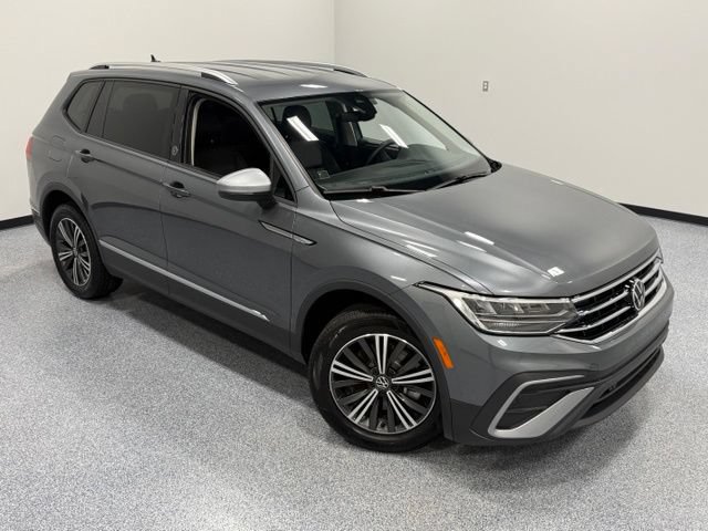 Used 2024 Volkswagen Tiguan Wolfsburg Edition FWD image 35