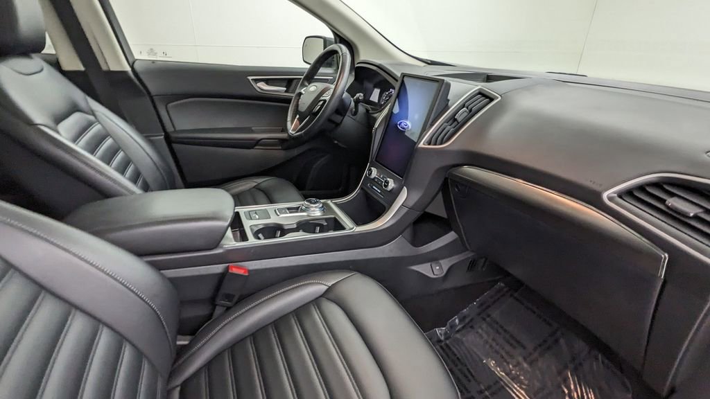Certified 2022 Ford Edge SEL w/ Convenience Package AWD/4WD image 37