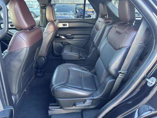 Certified 2022 Ford Explorer Platinum w/ Equipment Group 601A image 14