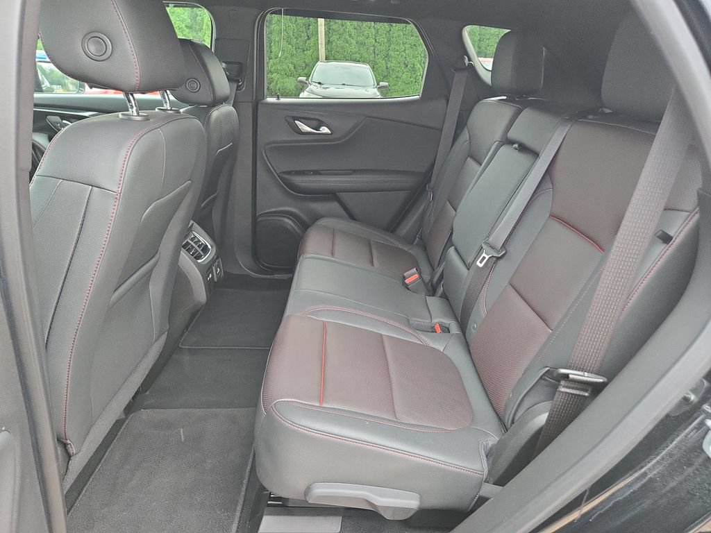 Used 2023 Chevrolet Blazer RS w/ Enhanced Convenience Package AWD/4WD image 19