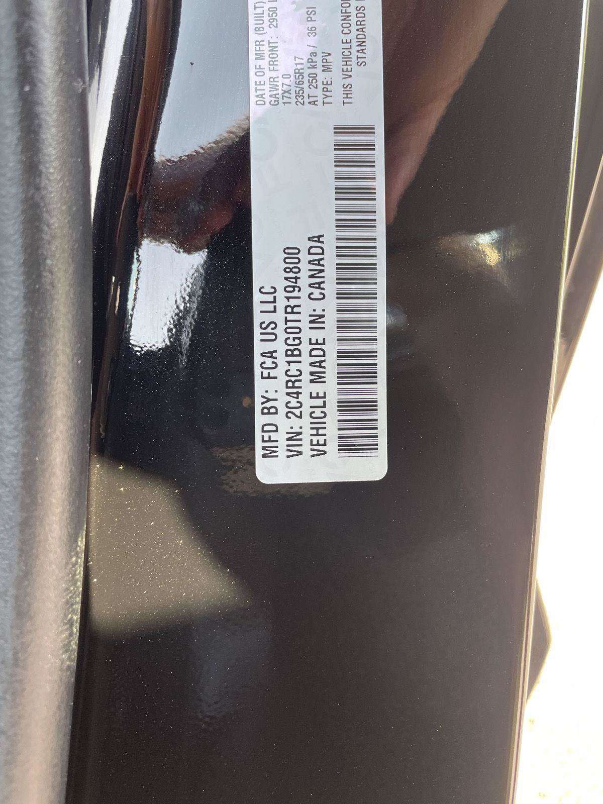 Used 2026 Chrysler Pacifica Select FWD image 33