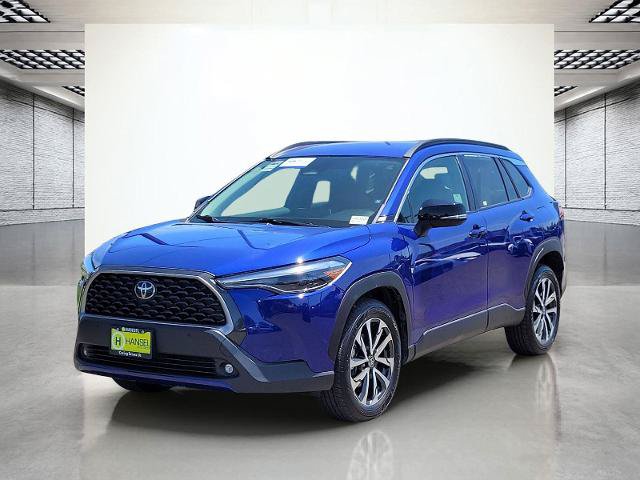 Used 2025 Toyota Corolla Cross XLE FWD image 11