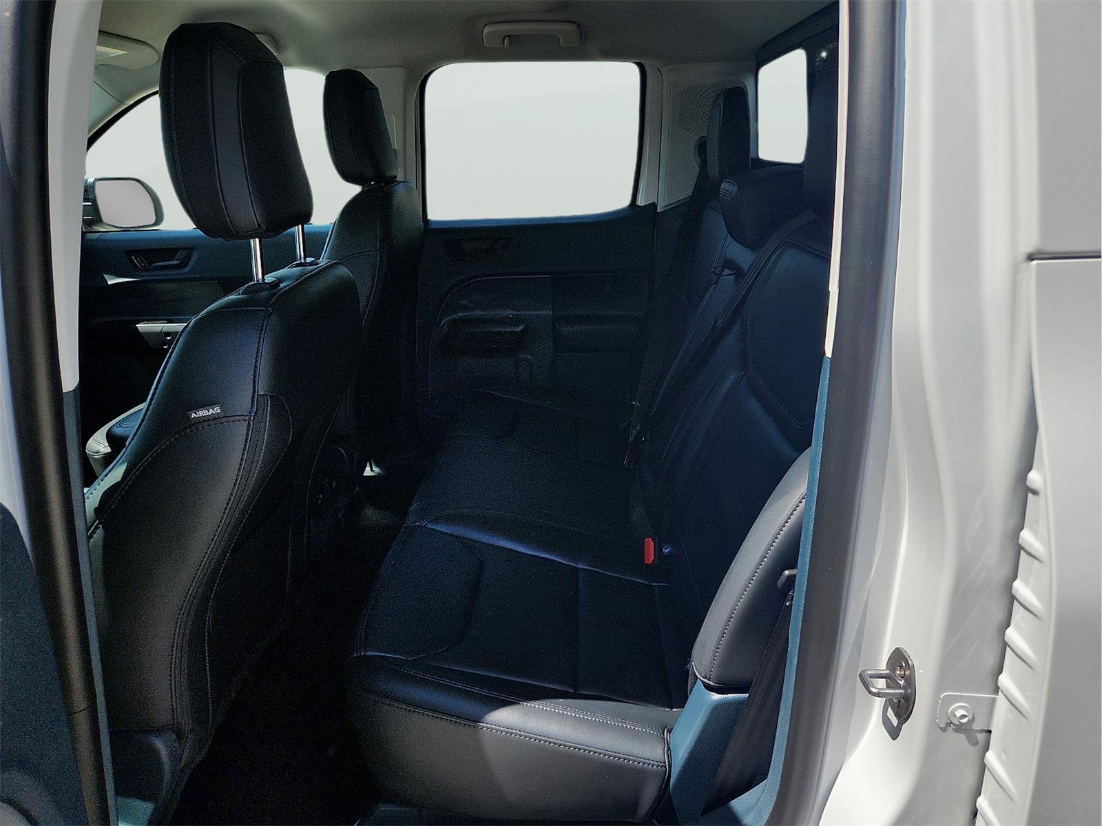 Certified 2024 Ford Maverick Lariat w/ Black Appearance Package image 8