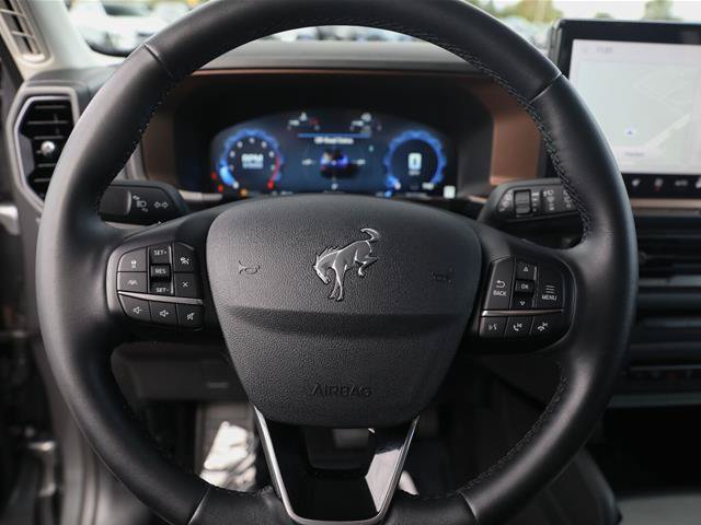 Certified 2025 Ford Bronco Sport Outer Banks w/ Outer Banks Tech Package+ AWD/4WD image 36