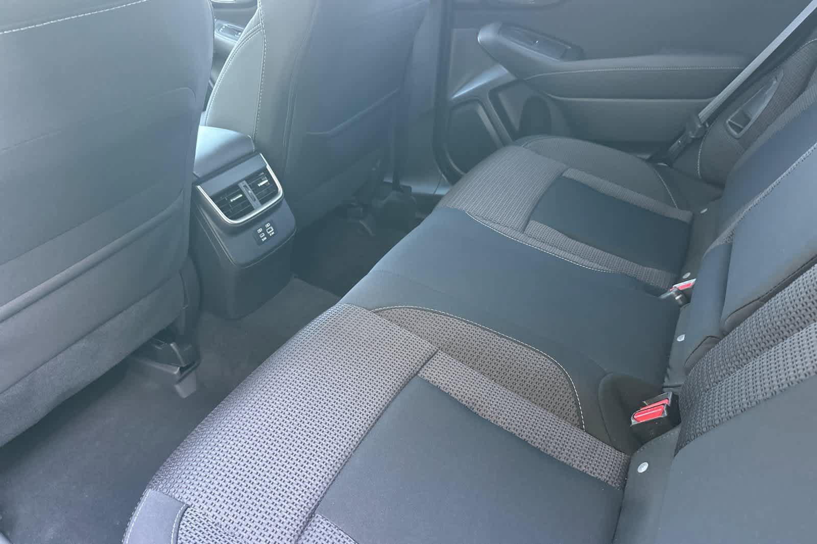 Used 2025 Subaru Outback Premium AWD/4WD image 4