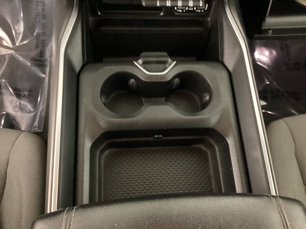 Used 2024 RAM 1500 Big Horn RWD image 19