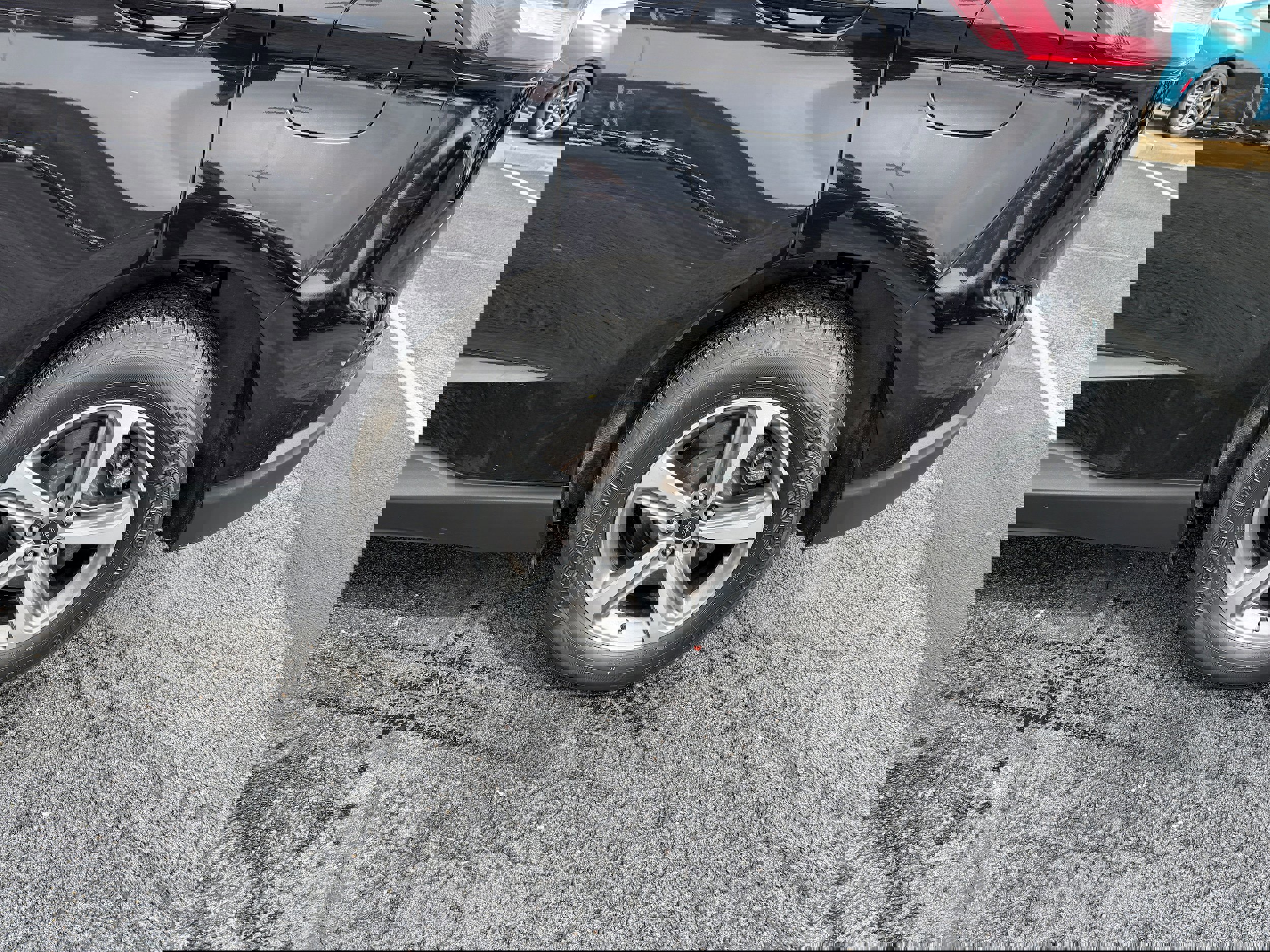 Certified 2023 Ford Edge SEL w/ Convenience Package image 9