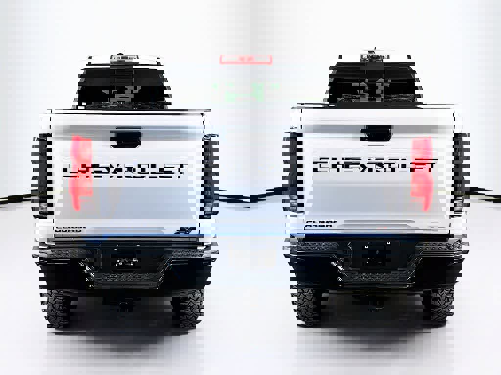 Used 2023 Chevrolet Colorado ZR2 image 5