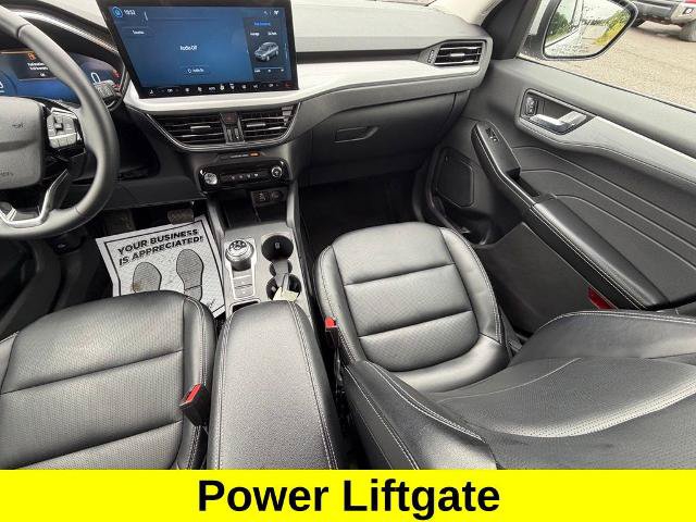 Certified 2025 Ford Escape Platinum AWD/4WD image 12